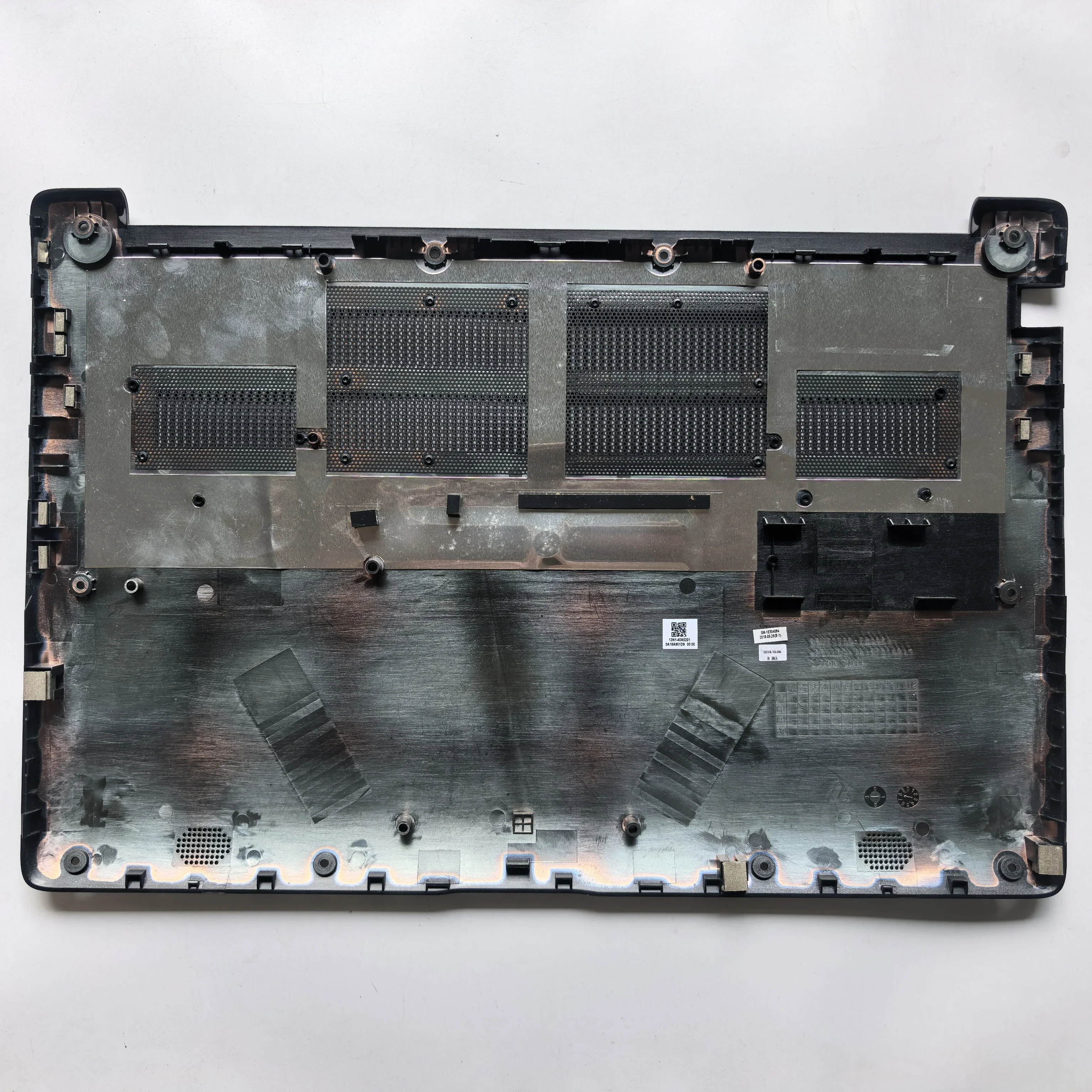 

Новый нижний чехол для ноутбука LG 15U780 15UD780-G XU100370-17009 13N1-40A0201