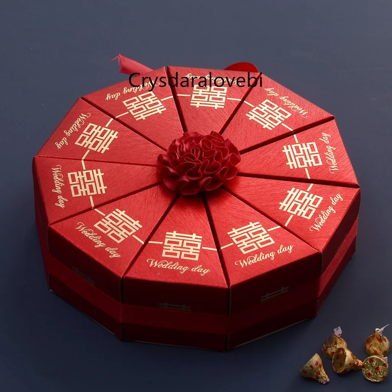20pcs Blue / Red Triangular Cake Style Wedding Favors Candy Boxes Party Gift Box With Faux Flowers Ribbons Tags