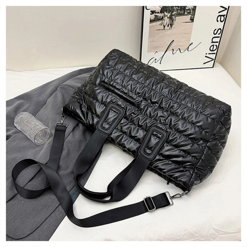 

Элегантный элитный клатч из мини-кожи для вечерних женщин, однотонный, модный, дизайнер и уникальный