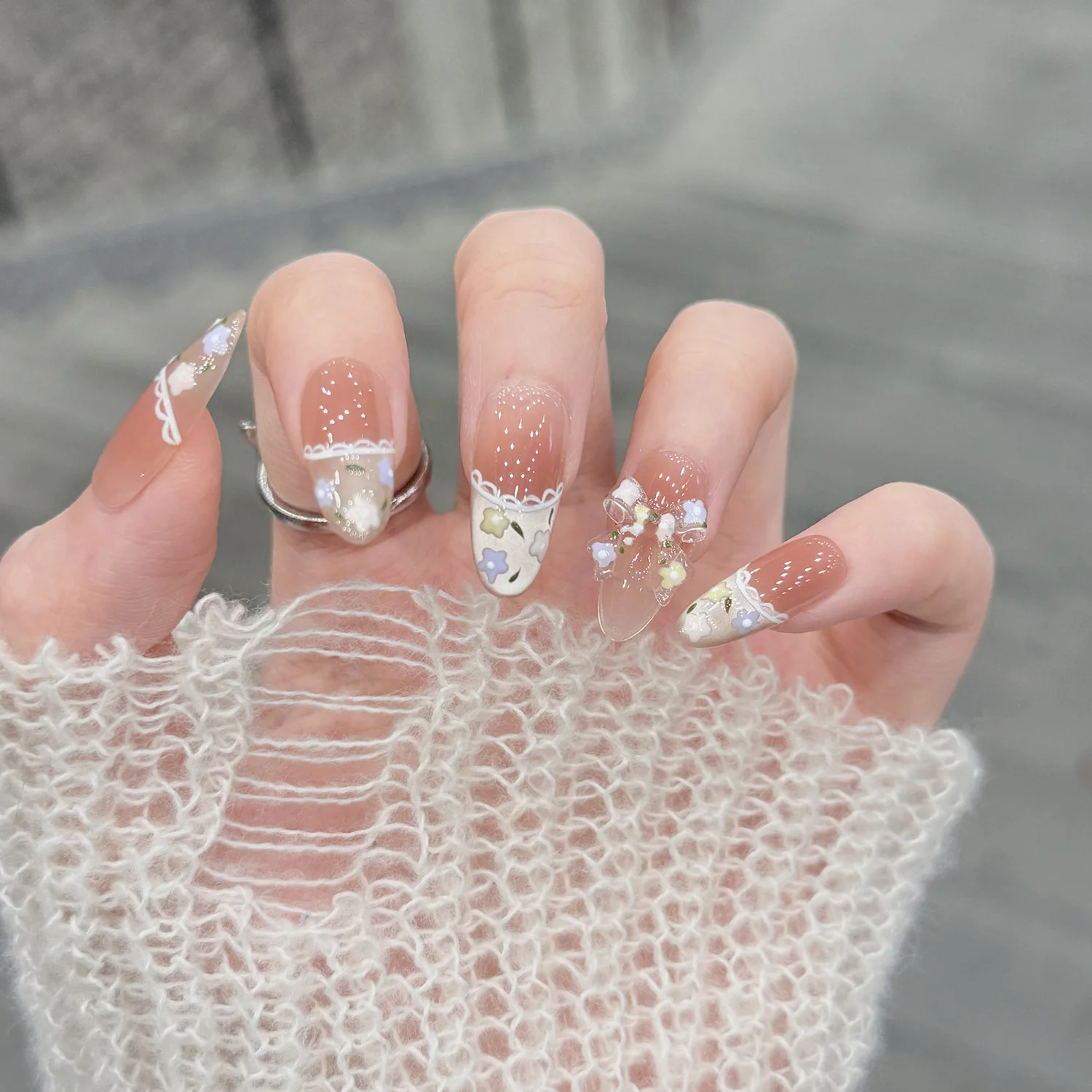 

10PCS Medium Oval False Nails Spring Cat Eye Hand-drawn Flowers Bow French Press-On Full Cover Detachable Sweet Manicure