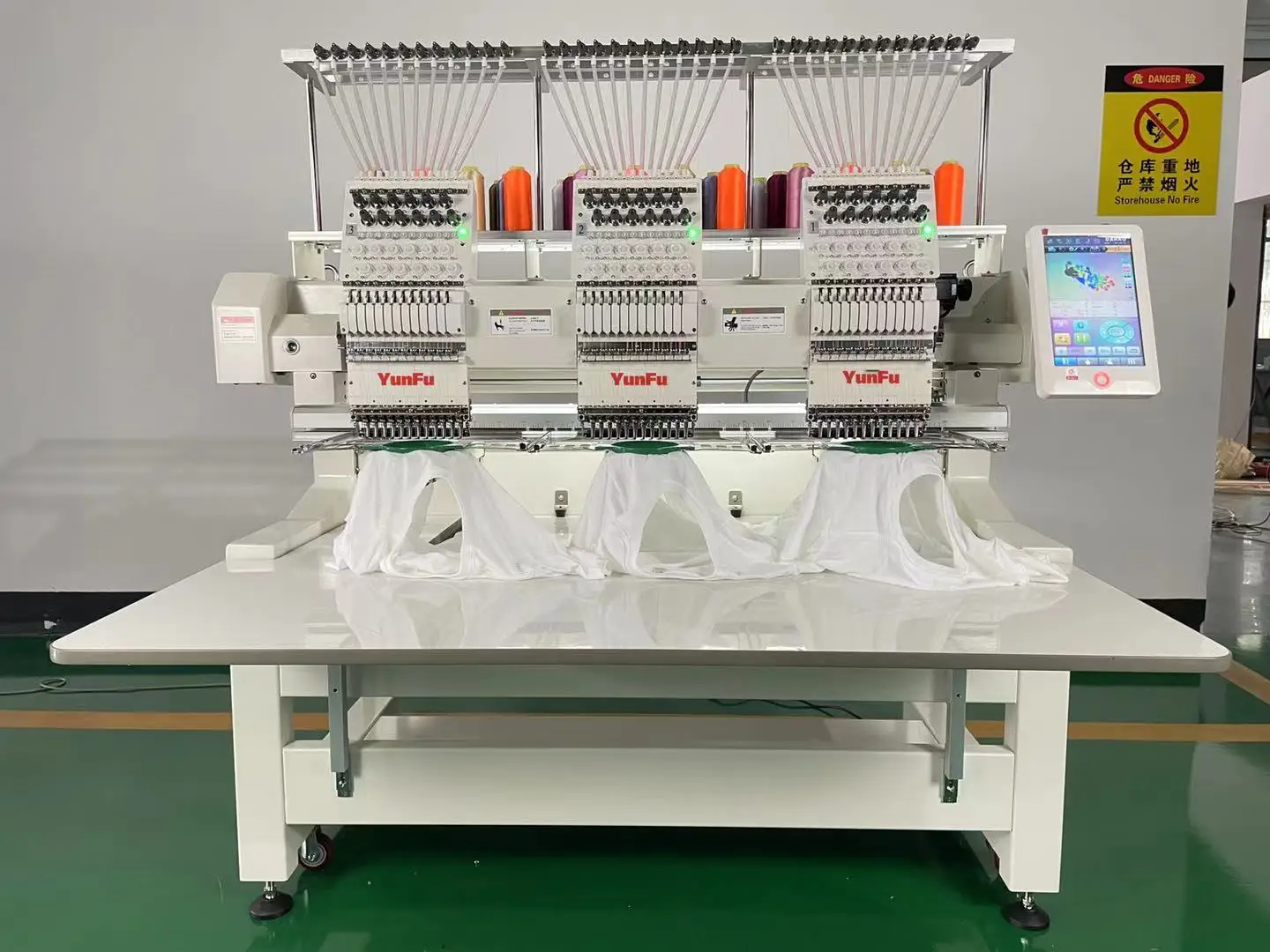 China-Made 3-Head 12 Needle Cap New Used Computerized T-Shirt Flat Embroidery Machine Dahao A15 15 Needles Commercial