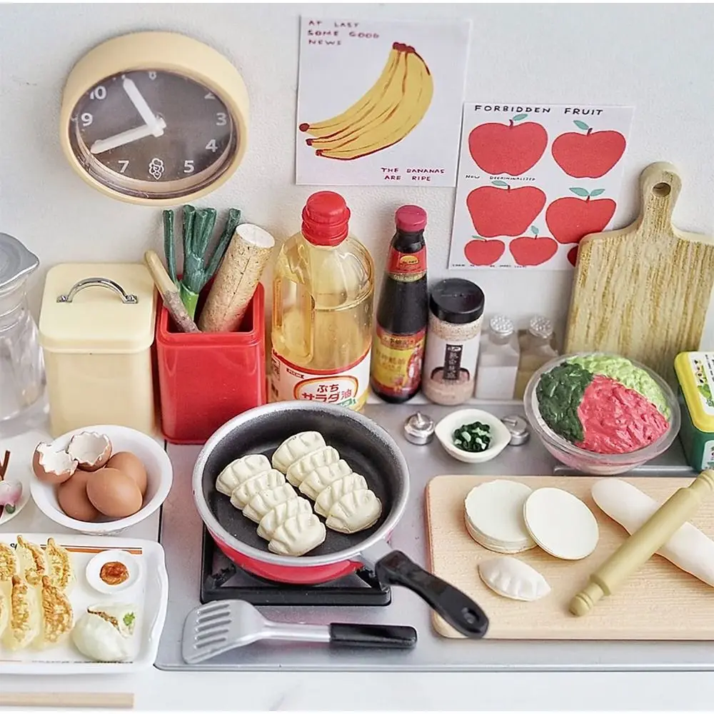 

3PCS Mini 1/6 1/12 Scale Storage Box Multicolor With Stickers Dollhouse Food Plastic Scene Model House Scene Model House