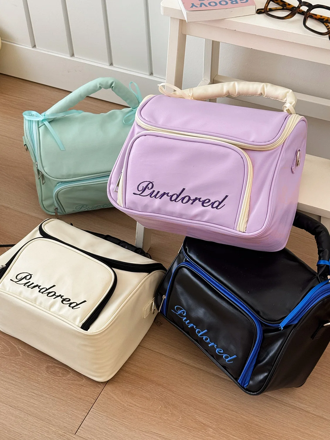 Portable multifunctional water-resistant toiletry bag for travel, spring ballet style makeup bag with girly bow