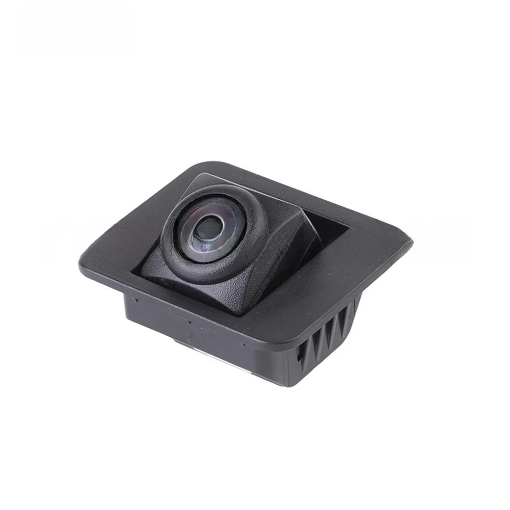 Backup Camera System Reversing Camera For Accurate Parking Assistance 480x600 Resolution 12V Power Supply Adjustable Angle