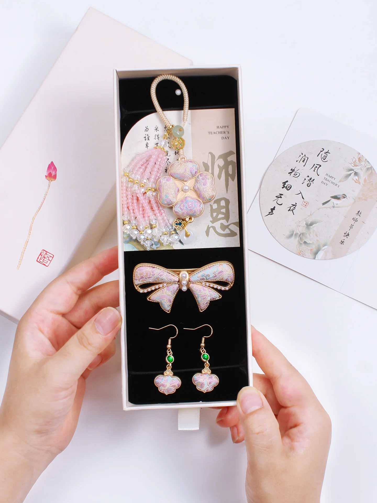 handmade-true-song-jin-jewelry-fashionable-chinese-style-silk-hair-accessories-gift-for-teacher's-day-and-best-friend