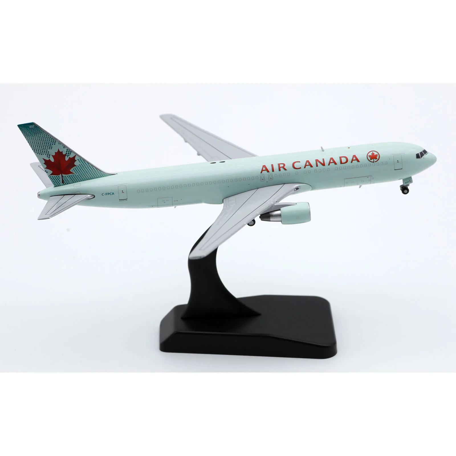 XX4498 Alloy Collectible Plane Gift JC Wings 1:400 Air Canada Cargo Boeing B767-300(BCF) Diecast Aircraft Jet Model C-FPCA