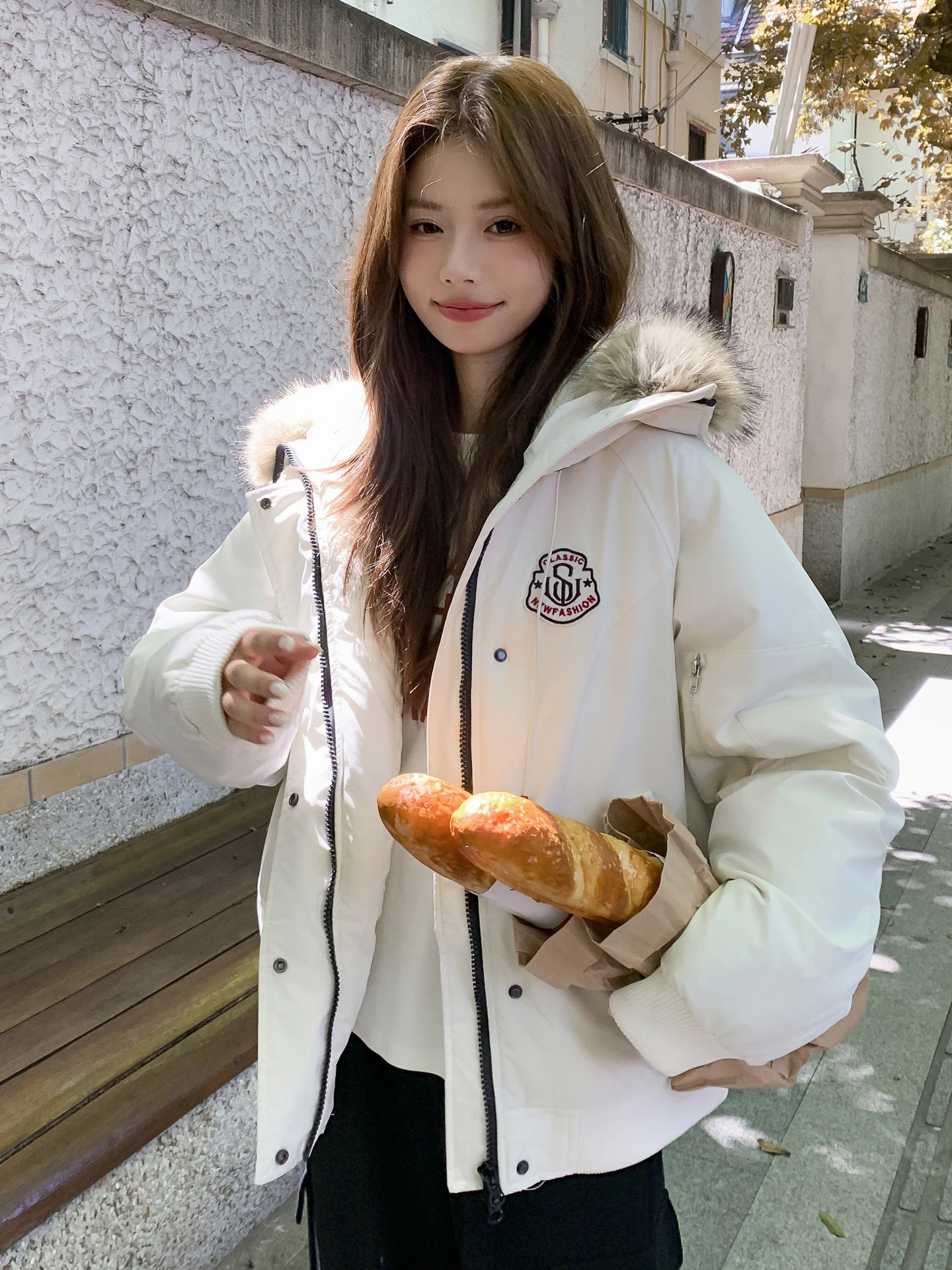 여성용 화이트 테니드 루즈 다운 재킷 2025 신상 슬레 출퇴근 스타일 한국 버전 스트레이트 튜브 롱 코트