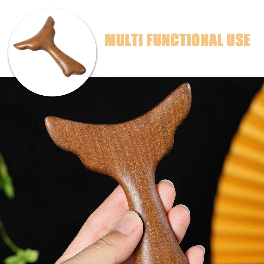 أداة تدليك الوجه على شكل ذيل حورية البحر الخشبي غوا شا، لوح كشط مصقول بني فاتح للعناية بالبشرة والجسم والرقبة والعضلات