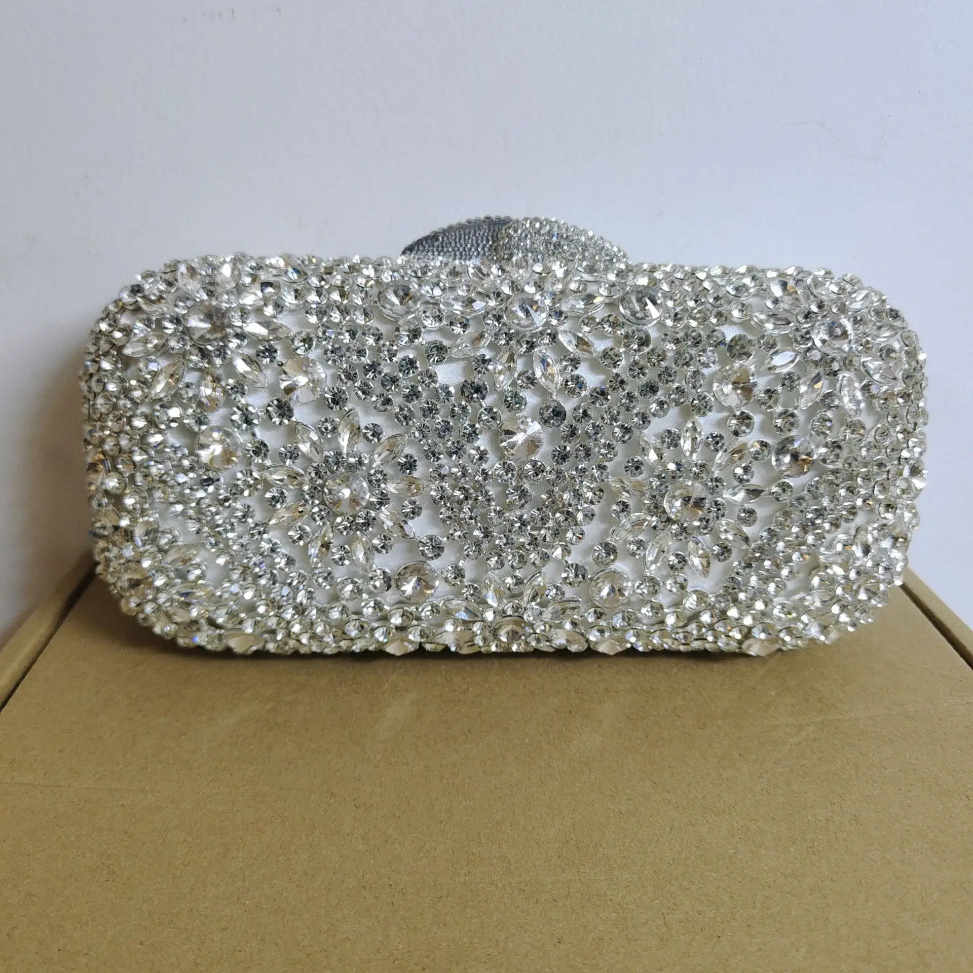 حقيبة عشاء مرصعة بالألماس مأدبة من حجر الراين فستان صغير صندوق صلب حقيبة نسائية #3