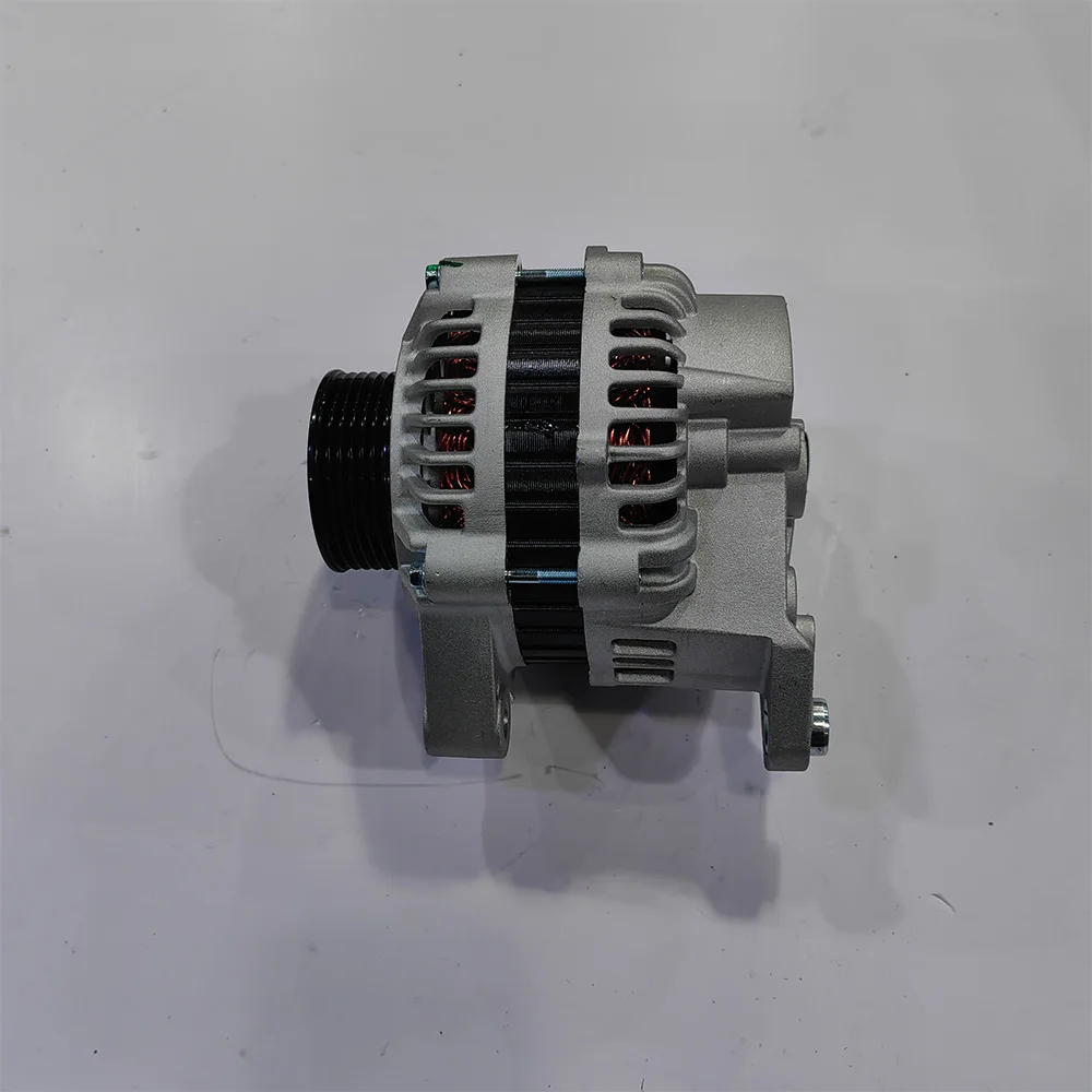 車のオルタネーター 23100-0M800-A ルノークリオドッカーダスターフルエンス Kadjar 車発電機