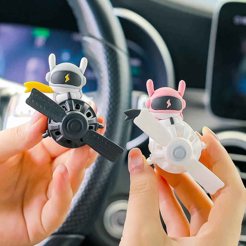 Cute air outlet in the car, car mounted perfume fragrance, cartoon doll, special fragrance for astronauts in the car