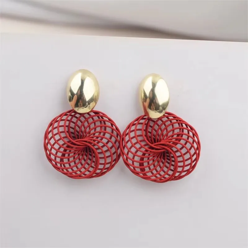 2023 neue Rote Hängende Ohrringe für Frauen Lange Blume Herz Anhänger Baumeln Ohrringe Unregelmäßige Geometrie Element Ohr Schmuck – Detail 12