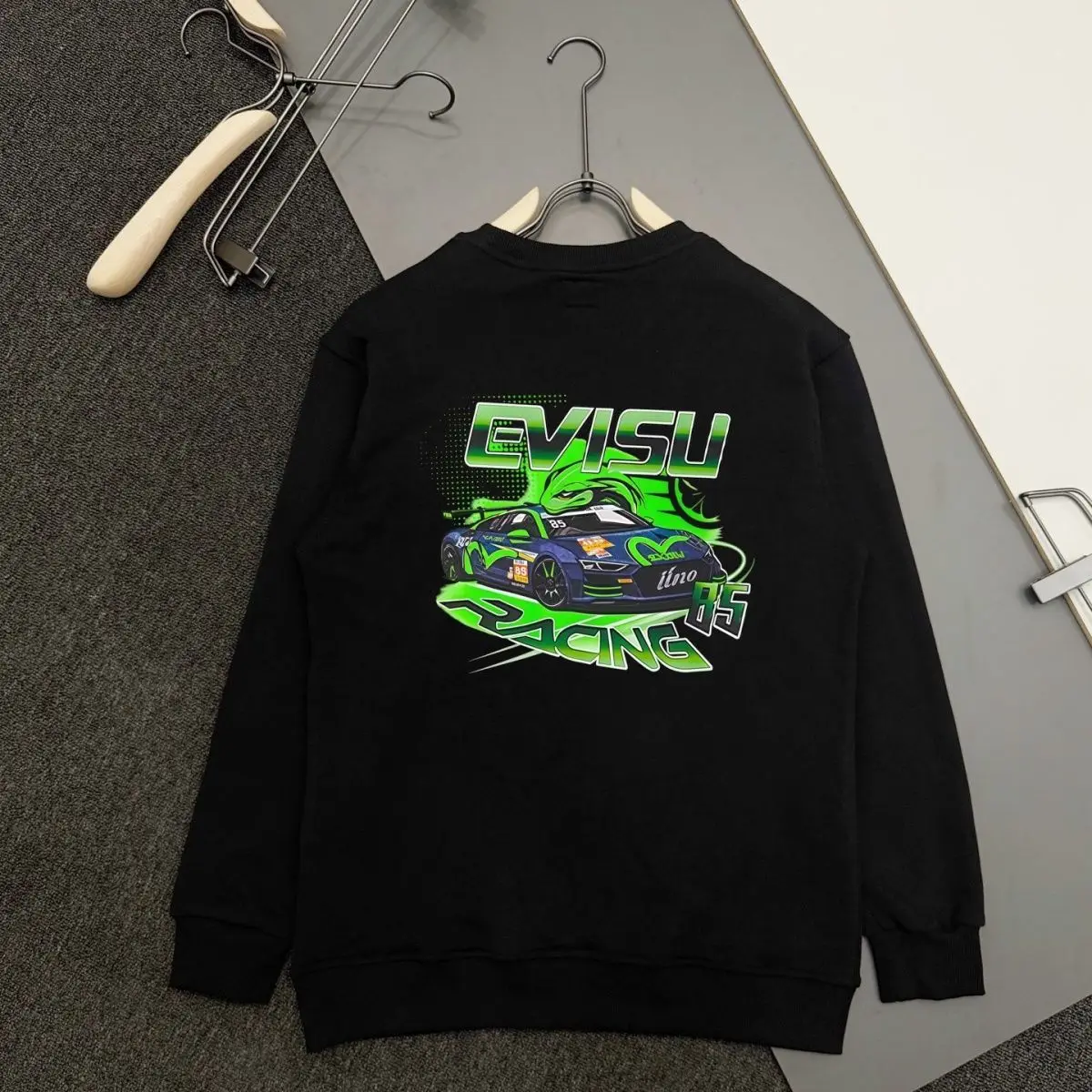 

Spring and Autumn New Sports Car Graphic Print Fashion Couple Cotton Loose Round Neck Casual and Versatile Long Sleeve Sweater