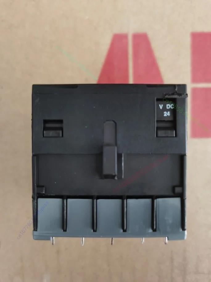 ABB Contactor BC7-30-10-P 24V DC