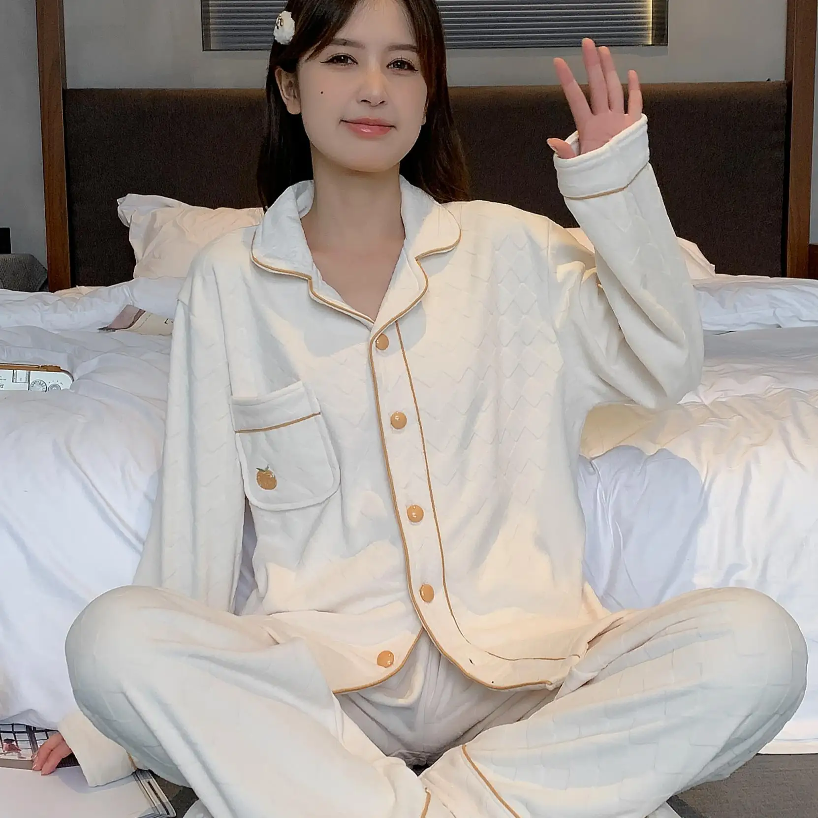 

Pajama Sets Embroidered Women Rayon Yellow Fancy Moisture Wicking Hooded Crew Neck Short Sleeve Capri Pants Spring Mother Simple