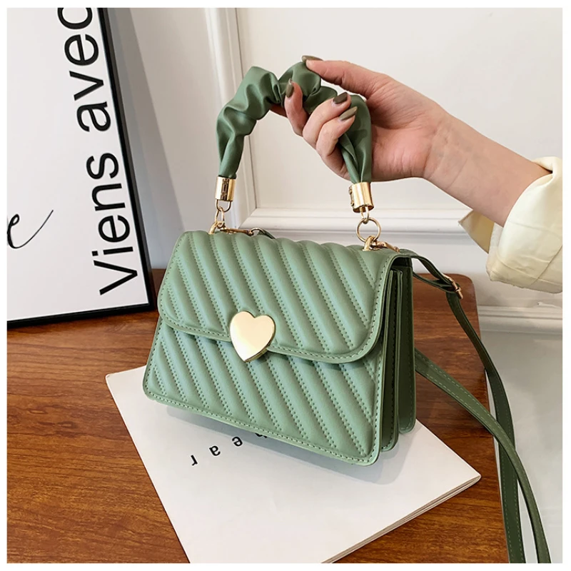 2024 Women's Fashion Shoulder Bag Magnetic Buckle Girls Heart Folded Handbag Love Western Style Indentation Crossbody Bag