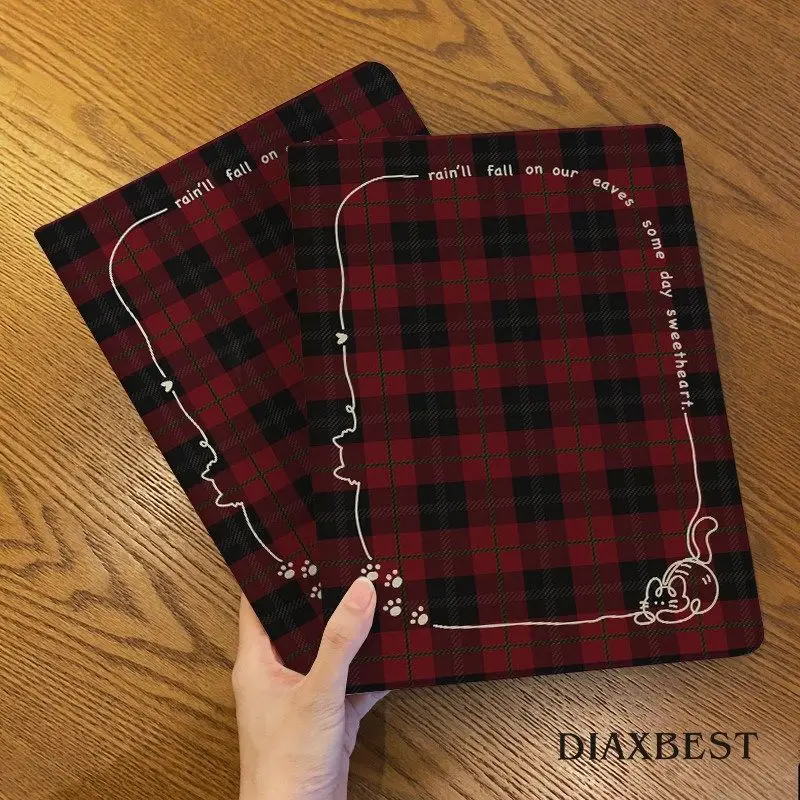 Wine Red Checkered Cat And Dog Paw Prints For iPad Pro 13 11 M5 M4 M3 M2 Air 3 2 1 11th A16 12.9'' 10 9 8 5 Th Mini 7 6 5 4 Case