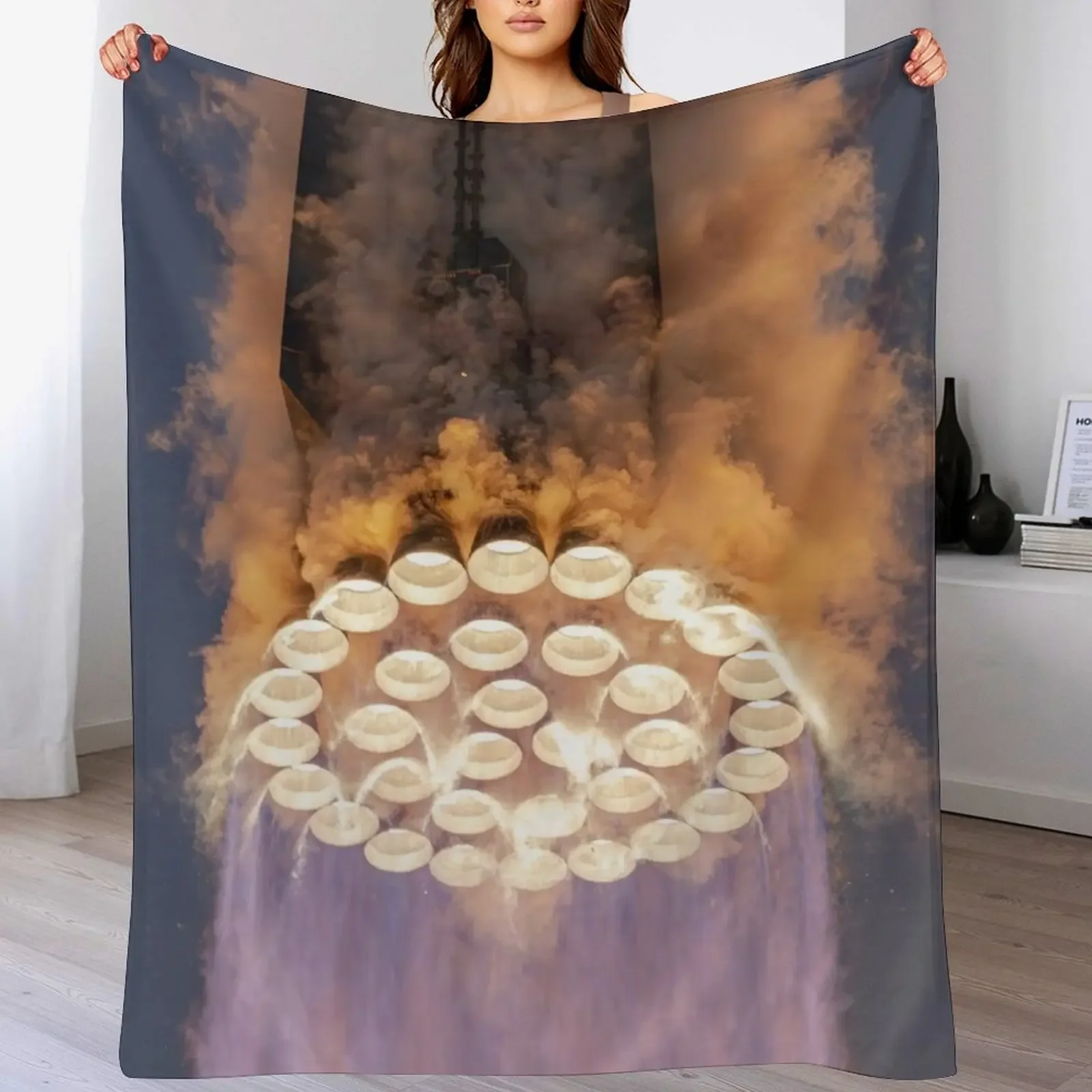 

SpaceX Starship 33 Raptor engines Throw Blanket Fade Resistant Durable Throw Blanket