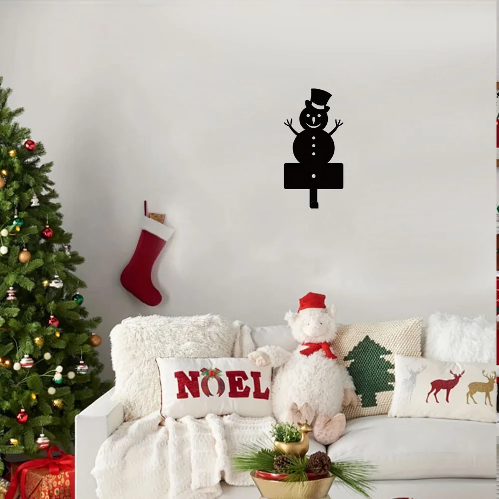 

Splendid Adorable Christmas Snowman Metal Hook for Keys – Wall-Mounted Grandeur. A Majestic Addition to Decor.