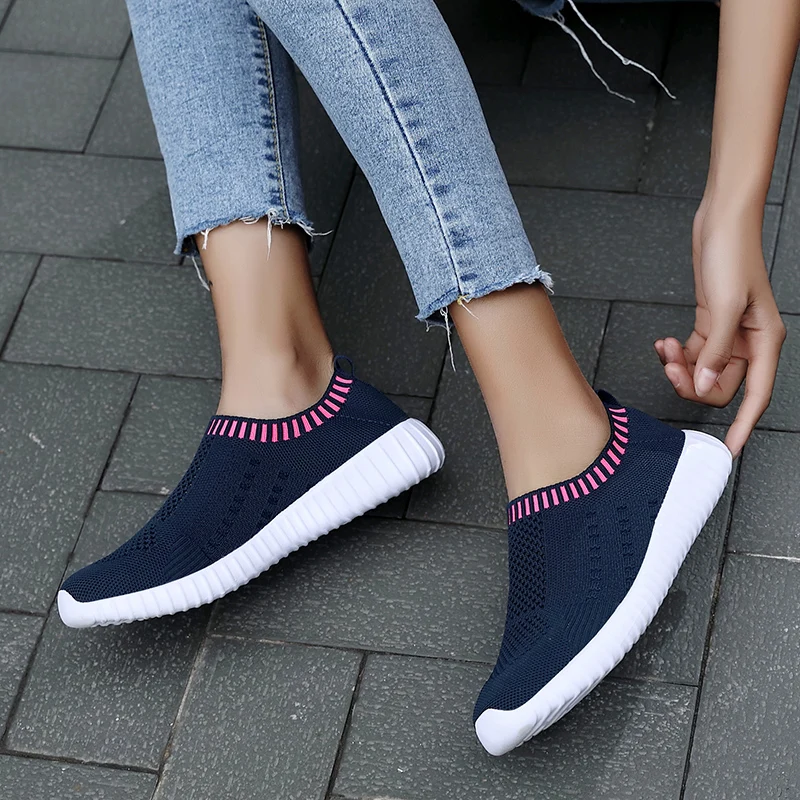 Women Casual Sneakers Mesh Breathable Sport Shoes for Woman Vulcanized Shoes Summer Female Socks Walking Shoes Woman Footwear