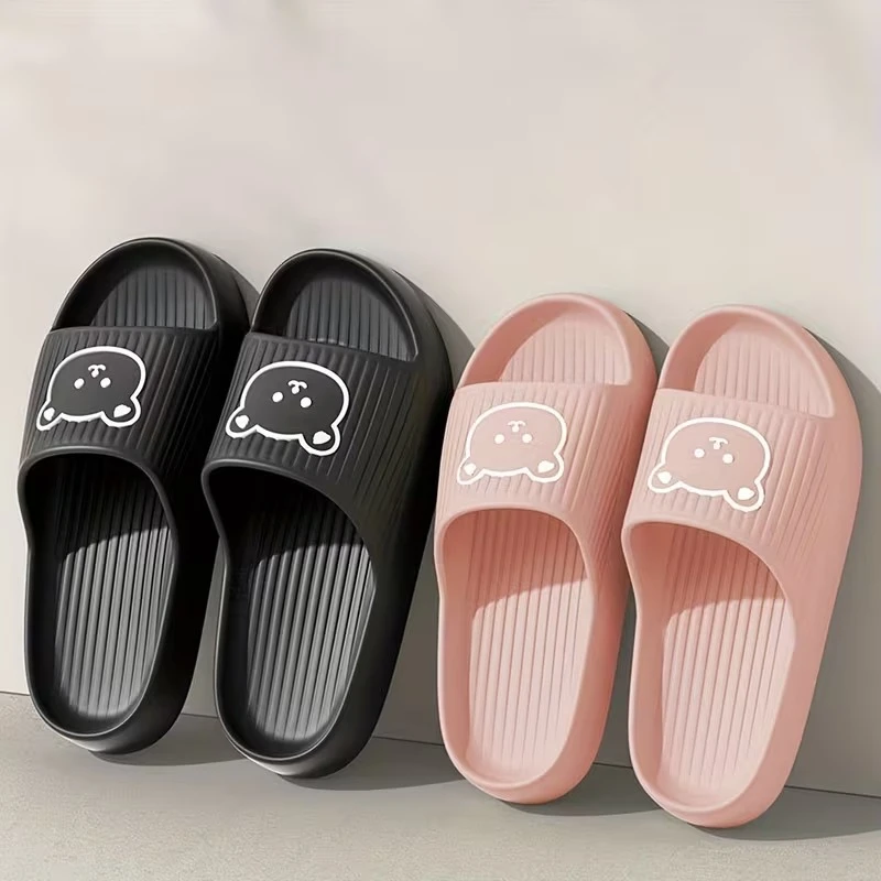 Cute cartoon Bear Summer EVA Slides Lightweight Soft Sole Anti Slip Bathroom Shower Slippers Indoor Outdoor beach Home Shoes