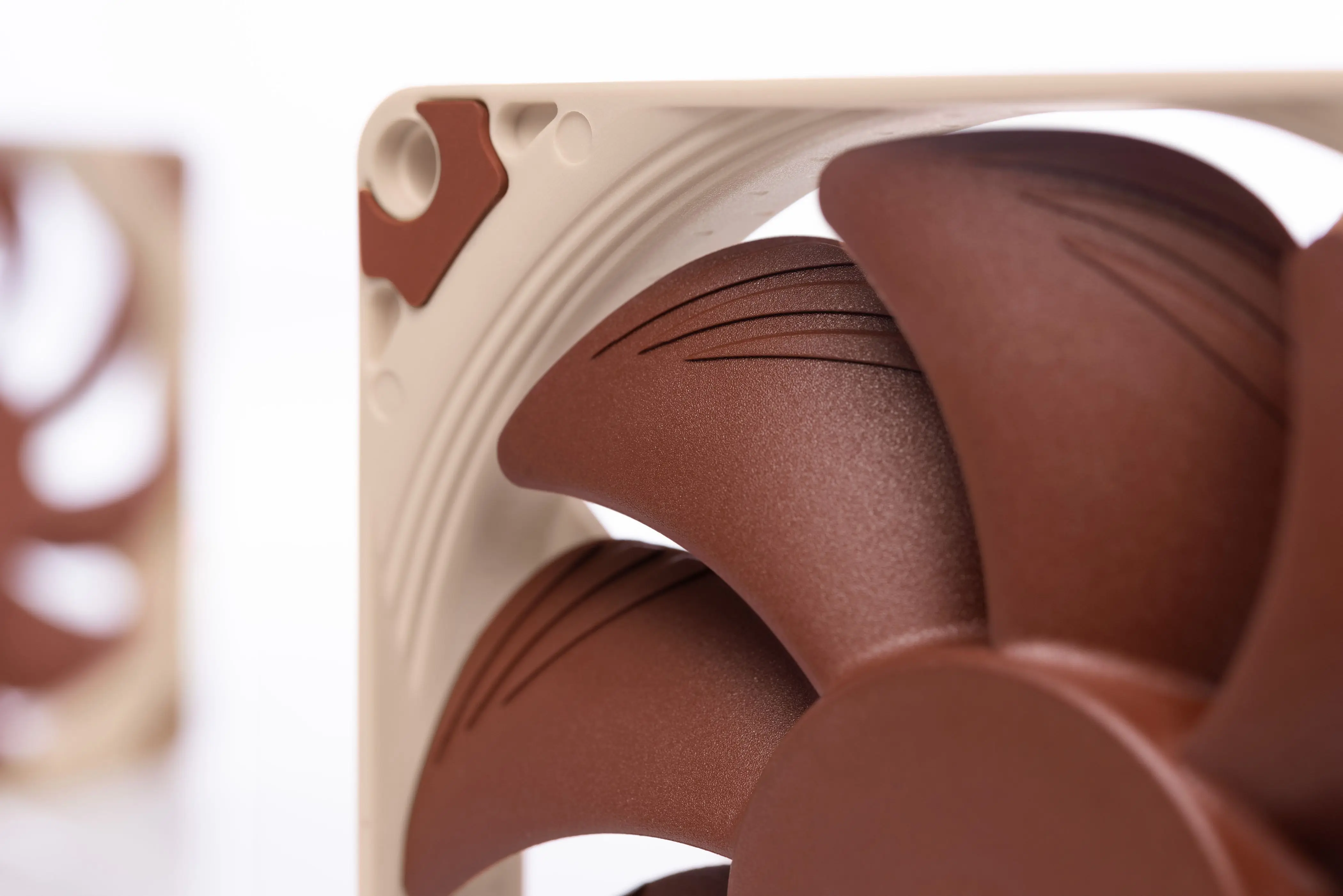 Noctua NF-A9x14 PWM Chromax.black.swap 92Mm Kipas Sasis Diam Kipas Berkualitas Tinggi Casing Ultratipis Radiator Kipas Pendingin CPU