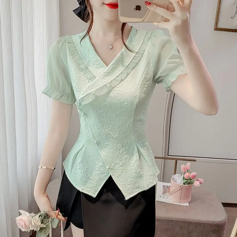 

Short-sleeved Women's New Summer Style Style V-neck Top