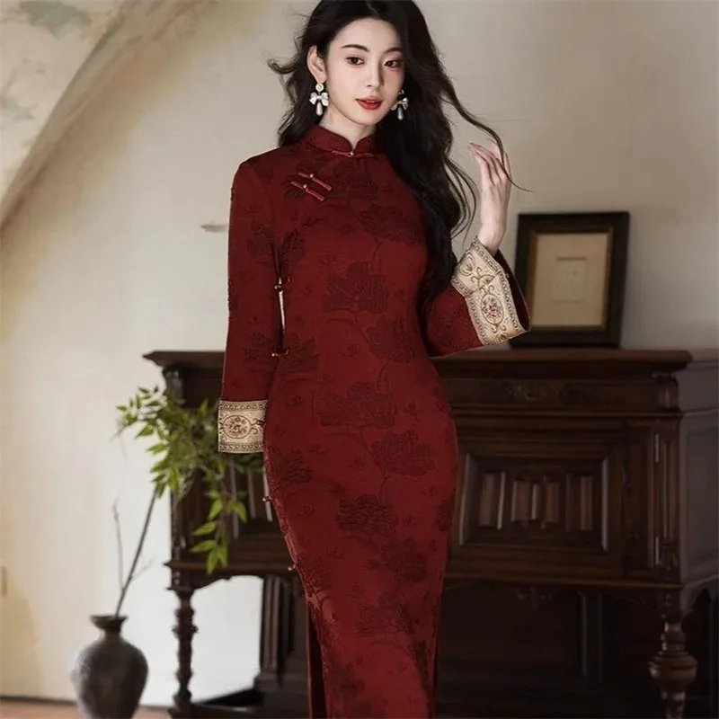 

Traditional Jacquard Long Sleeve Qipao Elegant Oriental Chinese Women Dress