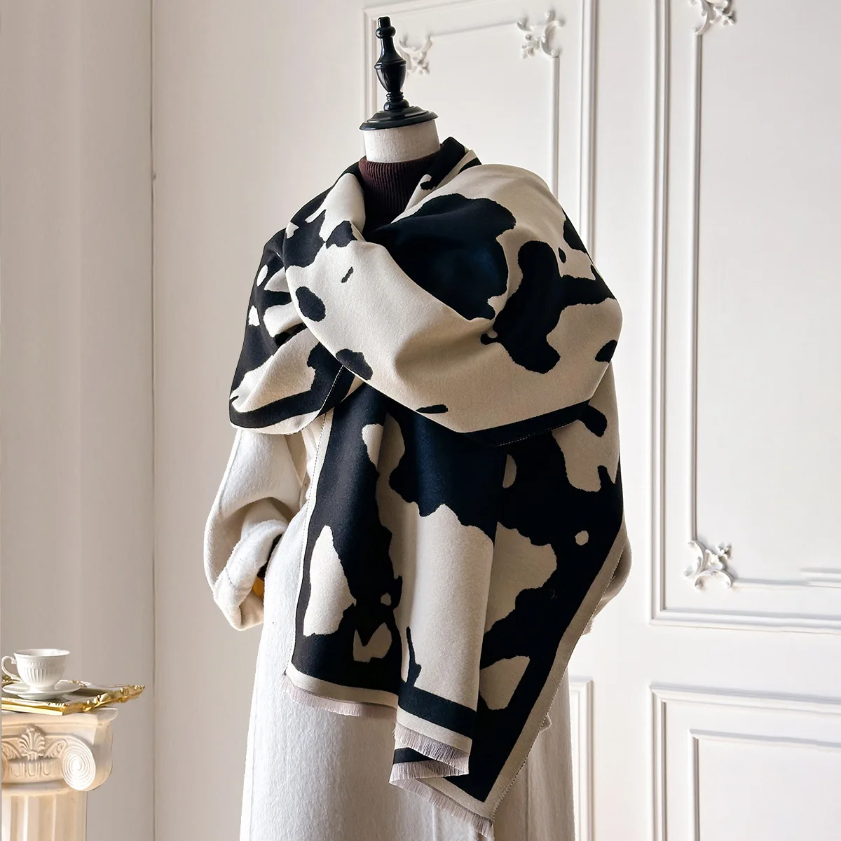 

New Autumn Winter Scarf for Women Luxury Feeling Acrylic Pashmina Warm Shawl Wrap Fashion Commute Windproof Cold Scarf