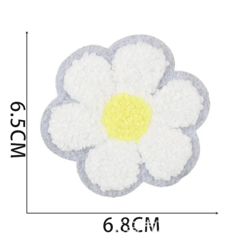 Color Towel Embroidery Patch Sticker Bag Decoration Small Safflower Computer Embroidery Cloth Sticker Ironing Cartoon Shell