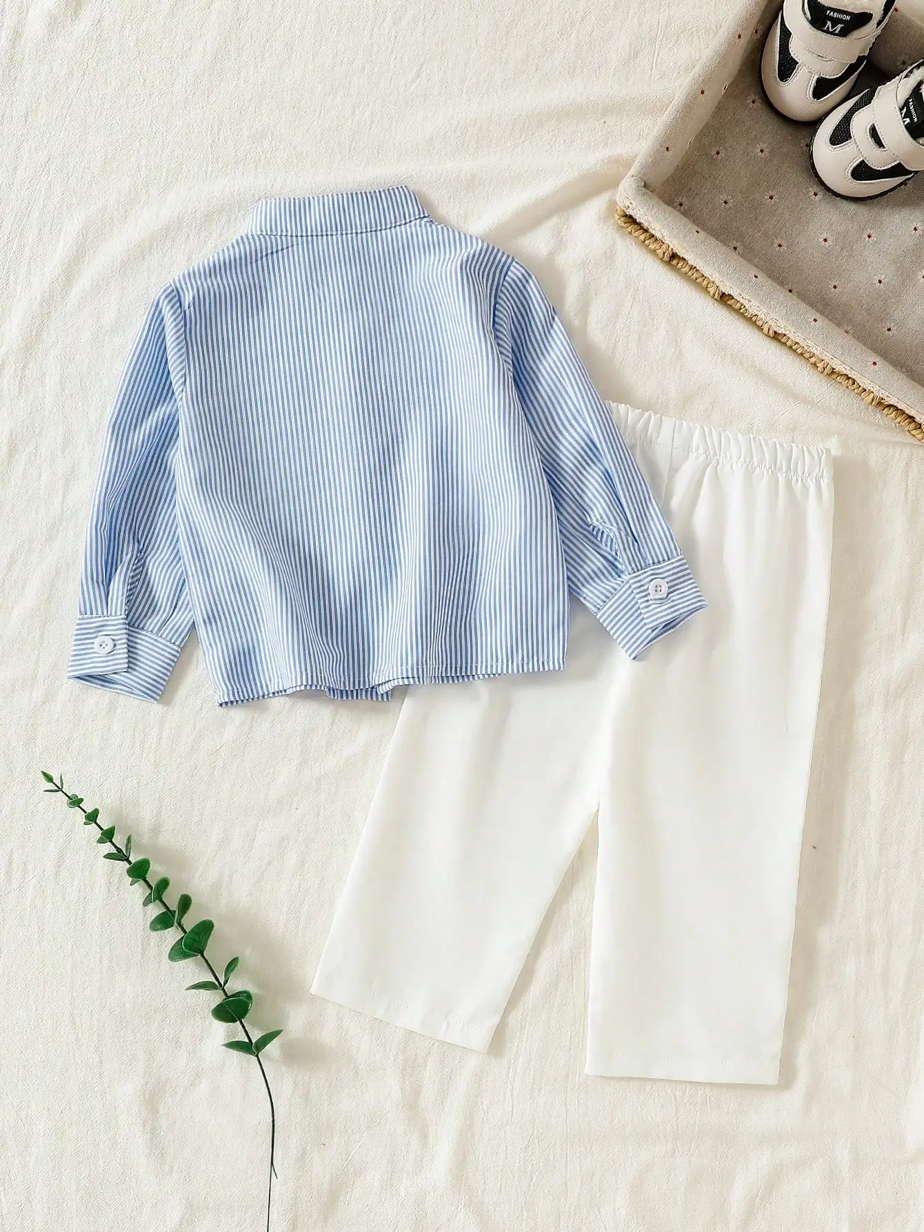 Two-Piece baby Boy Striped Mock Turtleneck Casual Shirt with Pockets and White Trousers, Vacation-Style Versatile College Casual