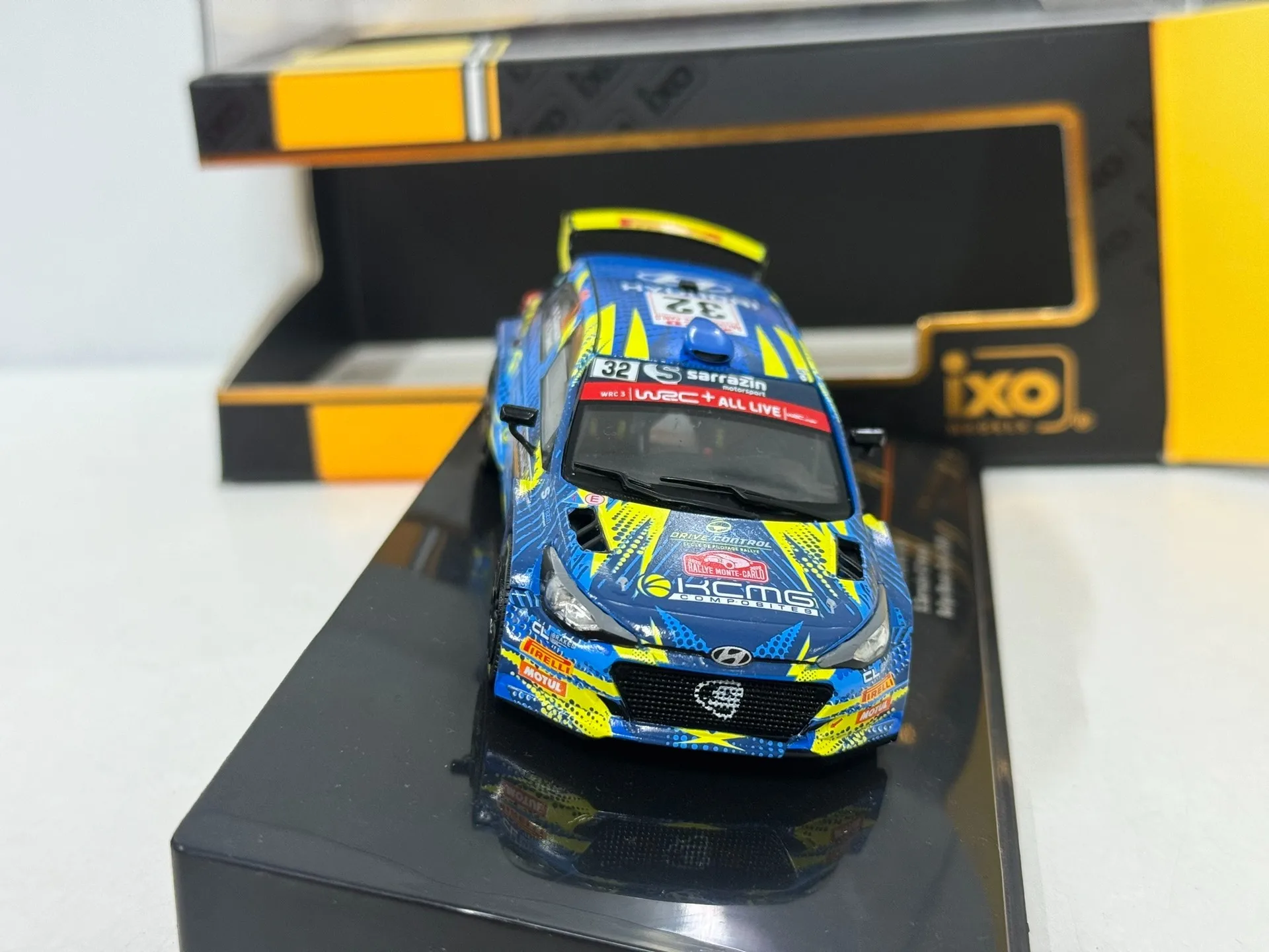 Diecast IXO Scala 1/43 Hyundai I20 R5 # 32 Ornamento per esposizione souvenir regalo giocattolo da collezione modello di auto in lega