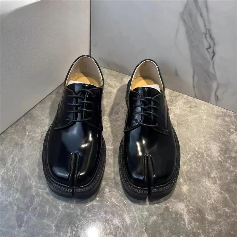 Autumn New Thick Soled Split Toe Shoes Unisex Black Square Toe Lace Up Derby Shoes Male and Female Business Leather Shoes