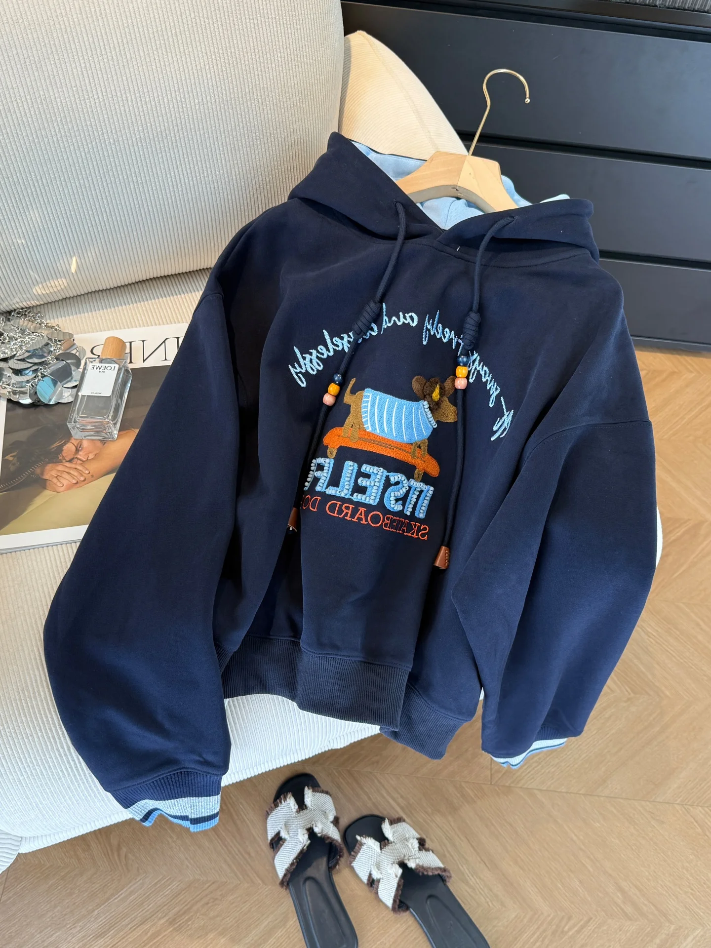 

Уникальная толстовка с мультяшным принтом, женская модная толстовка с капюшоном на весну и осень, модная толстовка с капюшоном небольшого размера, свободный крой, длинный рукав