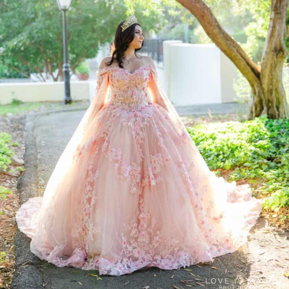 Personalizado rosa quinceanera vestido de baile 3d flor applique contas capa sheer espartilho doce 16 vestido vestidos xv años yqd450