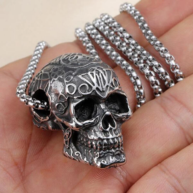 Gothic Rune Skull Necklaces for Women Punk Skeleton Pendant Stainless Steel Chain Vintage Silver Color Mens Goth Jewelry VGN105