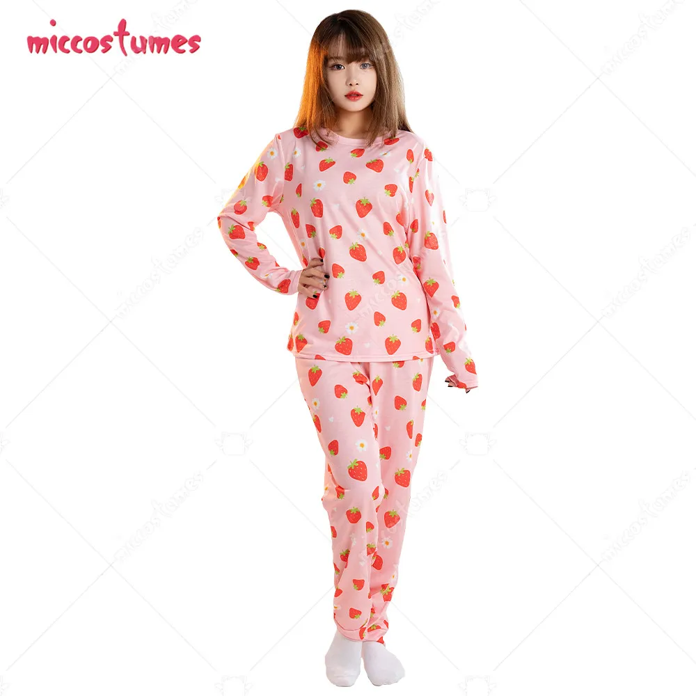 

Miccostumes Strawberry Prints Women Pajamas Set Top and Pant Sleep Set Long Sleeve Lounge Sets Sleepwear