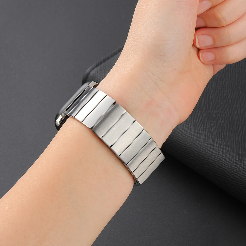Stainless Steel+Magnetic Strap for Apple Watch 45 44 42 41 40 38mm Metal Watchband for IWatch Series 7 6 5 4 3 SE Wrist Bracelet