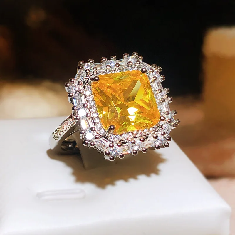 925 Silver Hot Ladies Ring Square Yellow Cubic Zircon Dance Party Jewelry Birthday Jewelry Gift Wholesale