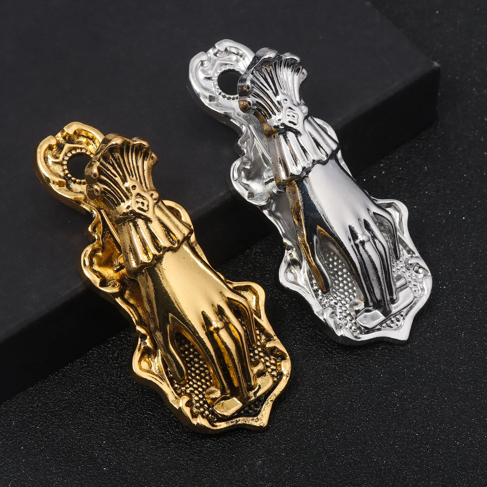 Lady's Hand Metal Account Clip French Retro Fixed Clip Bookmark Note Hand Shape Creative Photo Letter Clip