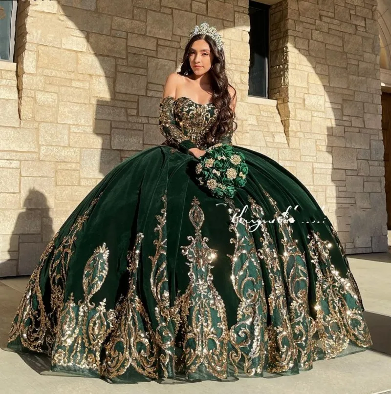 Dark Green Puffy Velvet Quinceanera Dresses 2025 Strapless Gold Lace Applique Girl Pageant Wear Sweet 15 16 Gowns Vestidos