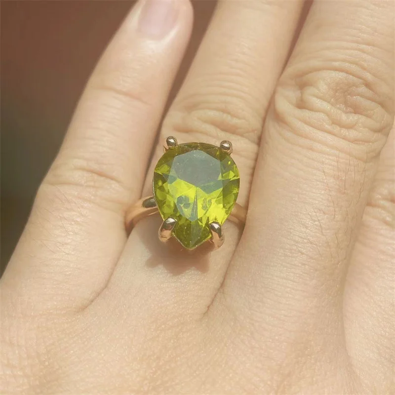 Fashion Ladies Wedding Gold Color Big Faceted Geometric Water Drop Shaped Crystal Ring for Women Party Engagement Jewelry