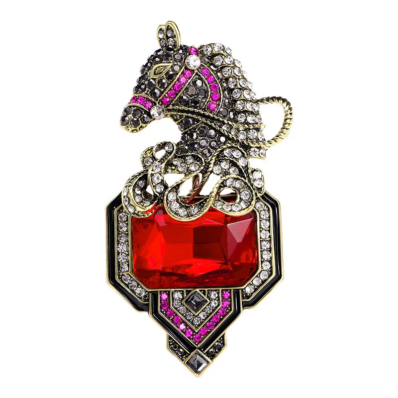 Majestic Horse Head Brooch Banquet Vintage Square Crystal Animal Corsage Pin Costume Accessories Jewelry Festival Gift