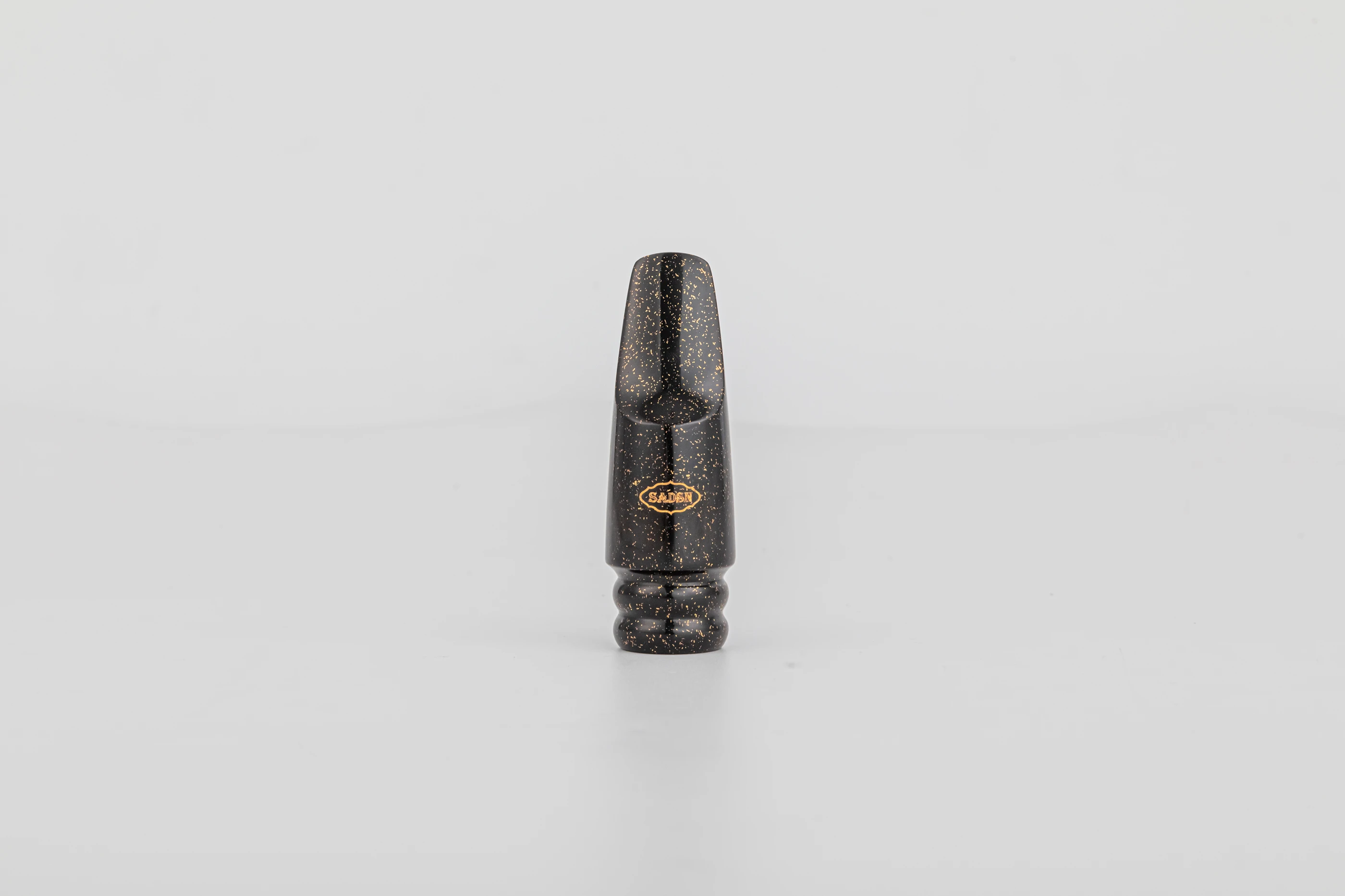 

New Arrival Saxophone Bakelite Mouthpiece For Alto Tenor Sax Size 4C 5C 6C Woodwind Instrument Accessories