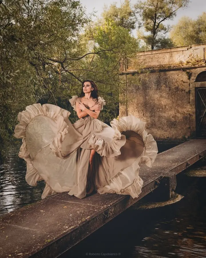 Ruffle Strap Photography Dresses Flowing Train Side Slit Pregnancy Photoshoot Outfit Wedding Dresses for Photoshoot YW230506