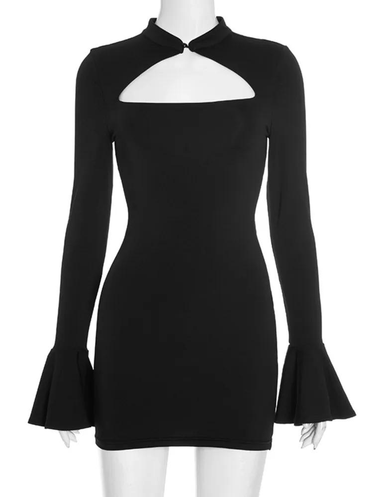 ชุดเดรสสั้นเซ็กซี่แขนยาวทรงบานเว้าข้าง ยี่ห้อ XIAOTANG สำหรับผู้หญิง ฤดูใบไม้ร่วง ฤดูหนาว รุ่นใหม่ คอสูงครึ่งตัว เอวสูง เหมาะสำหรับงานปาร์ตี้และคลับ