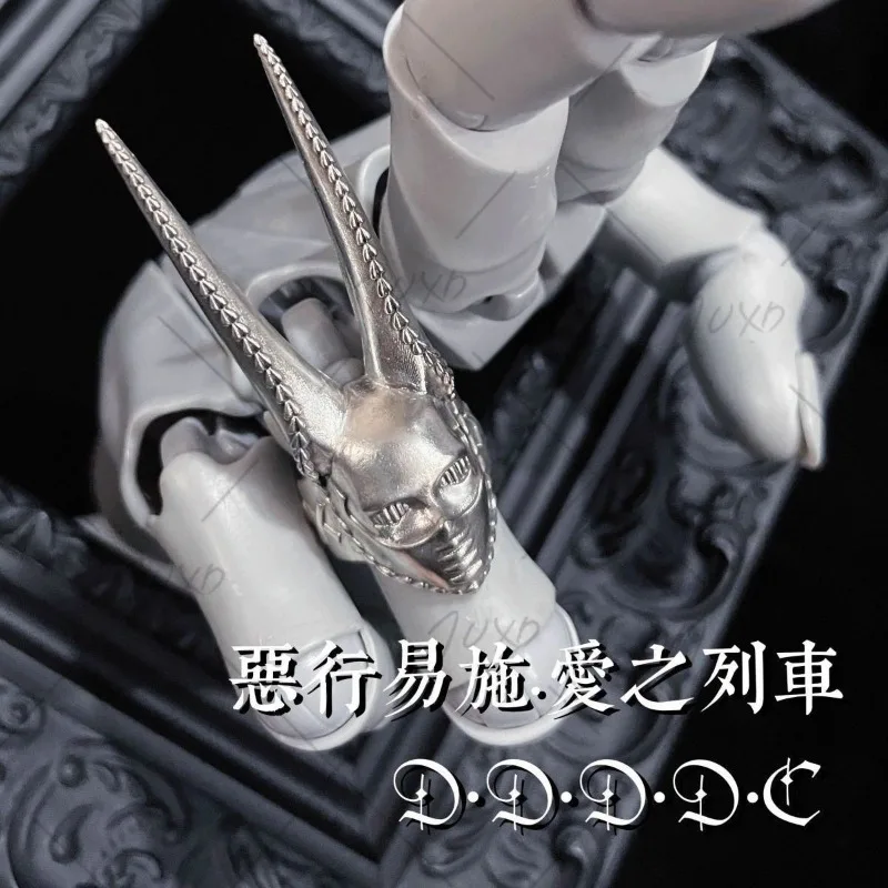 

JOJO's Fantastic Adventure Fani Valentai D4C Vices Easy. Love Train Ring Personality Opening Ring