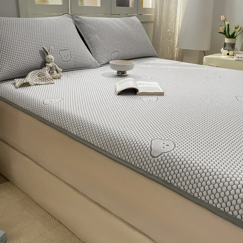 Ice Bean Bear Jacquard Sheet Bed Mat 3 Pcs Set Folding Cool Feeling Thin Cushion for Summer Lightweight Pure Color Sleeping Pad