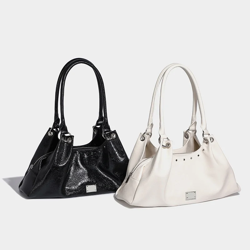 elegante-bolso-de-hombro-vintage-con-axila-que-lleva-un-bolso-de-mano-espacioso-en-bolso-de-mujer-suave-de-estilo-relajado