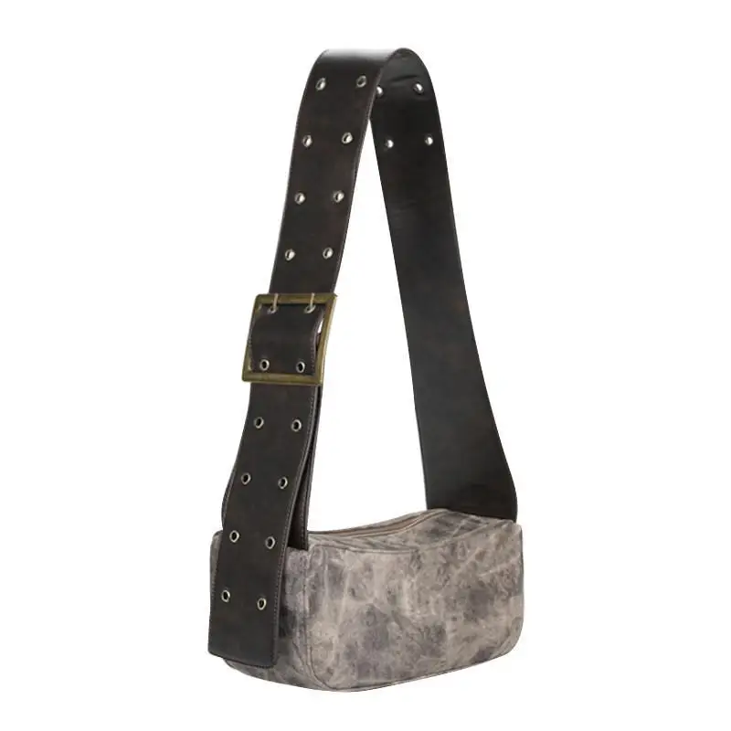 Light Luxury Fashion New Square Women Bag Simple Casual Versatile Personalized Wide Shoulder Strap Metal Rivet Shoulder Bag Tide